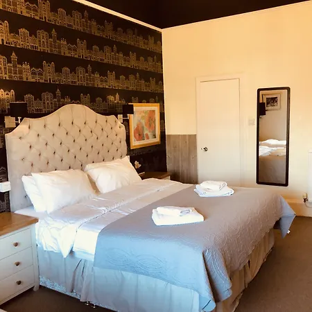 Allison House 17 بيت ضيافة