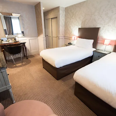 Grove House Hotel 3*