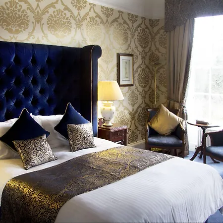 Ξενοδοχείο Royal Scots Club 3*