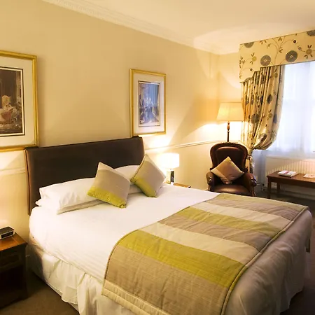 Royal Scots Club 3*