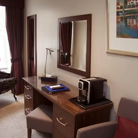 Royal Scots Club Hotel