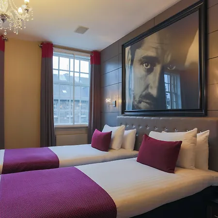Angels Share 4* Edinburgh