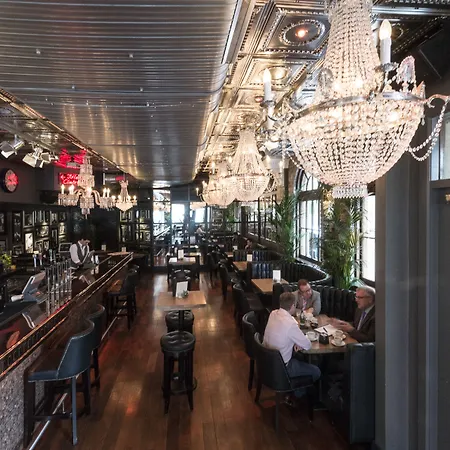 Angels Share 4* Edinburgh