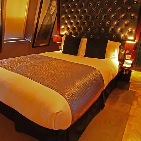 Le Monde Hotel