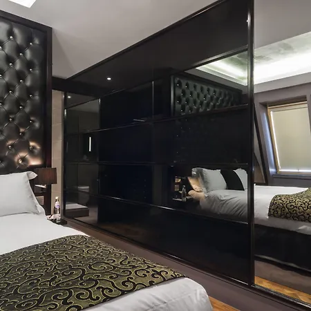 Le Monde 4* Edynburg