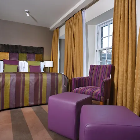 Hill Place Hotel 4*