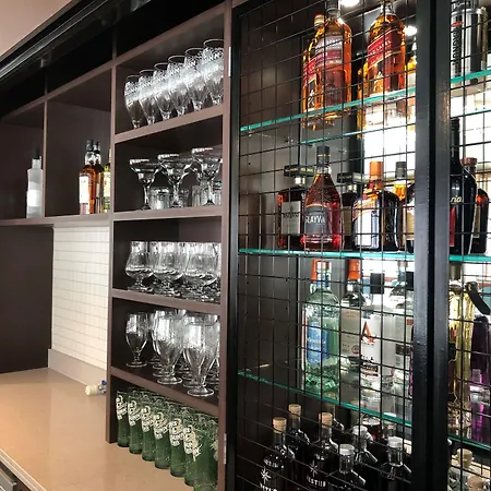 에든버러 센트럴 유스호스텔  *