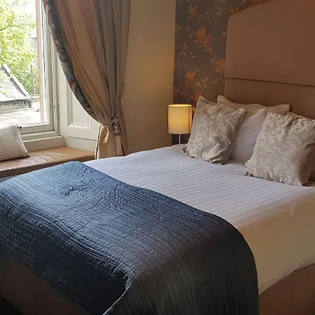 The Salisbury Edimburgo