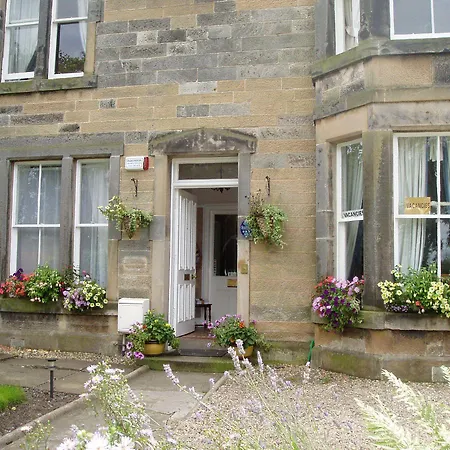 Aynetree Guest house