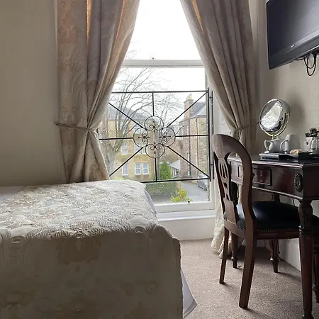 Glenalmond House بيت ضيافة إدنبرة