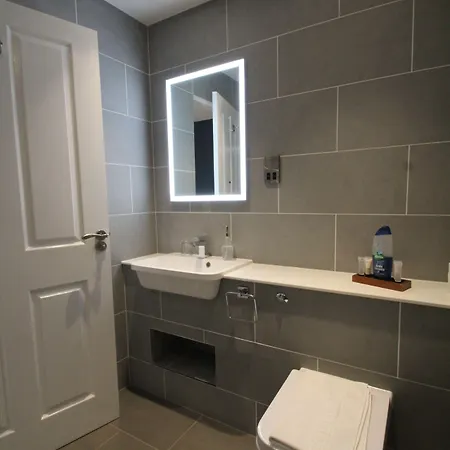 The Sandaig 4*