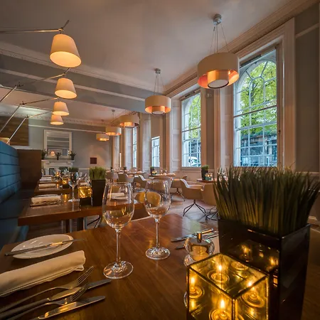 Apex Waterloo Place Édimbourg