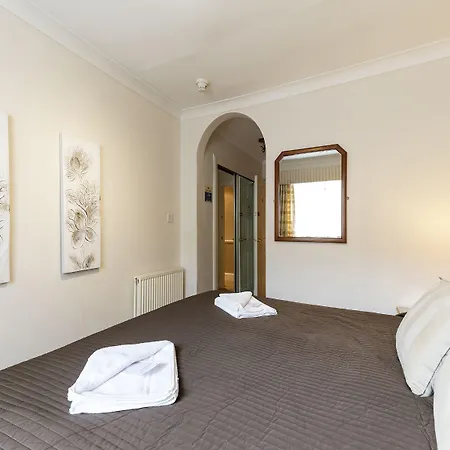 Arden Guest House, Craigmillar Castle Hotel 3*