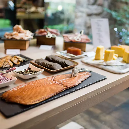 Otel Radisson Collection Hotel, Royal Mile 5*