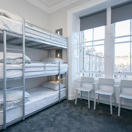Revolver Hostel