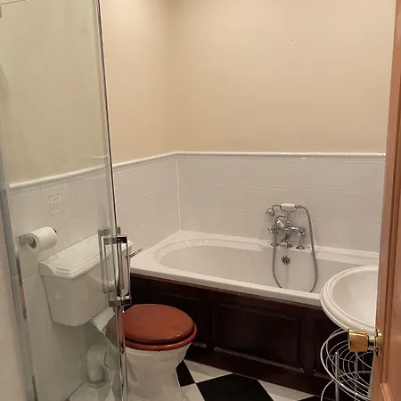 Grosvenor Gardens エディンバラ