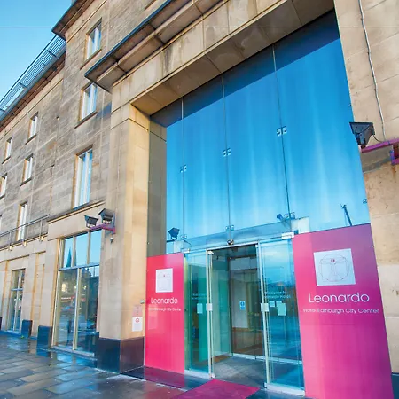 Leonardo Haymarket 4*