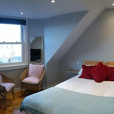 Falcon Crest Guest house Edinburgh