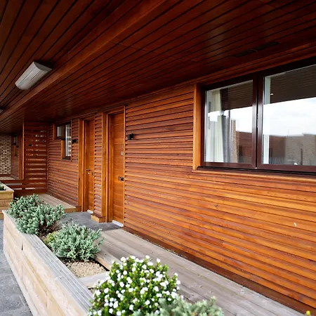 Staycity West End Lägenhetshotell Edinburg