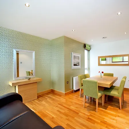 شقة فندقية Staycity West End 4*