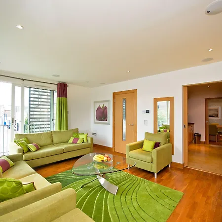 Staycity West End Lägenhetshotell 4*