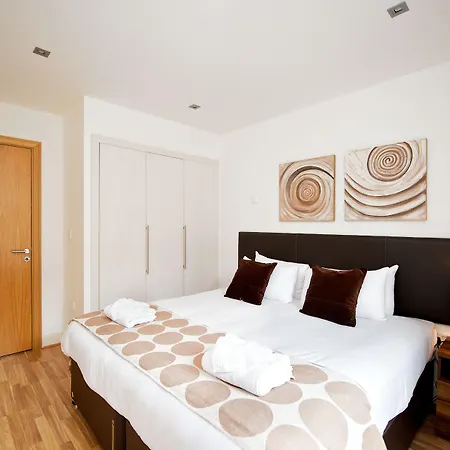 Staycity West End 4*