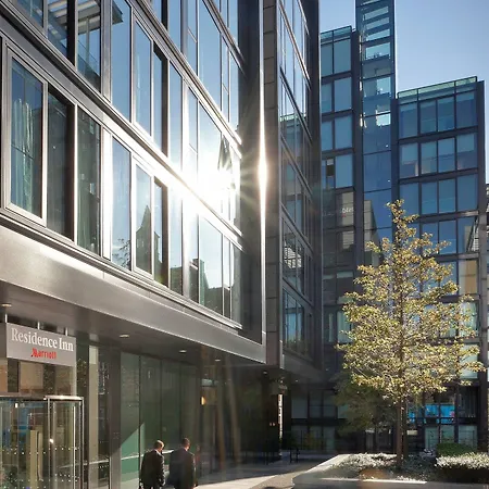 Hotel By Marriott Edinburgh