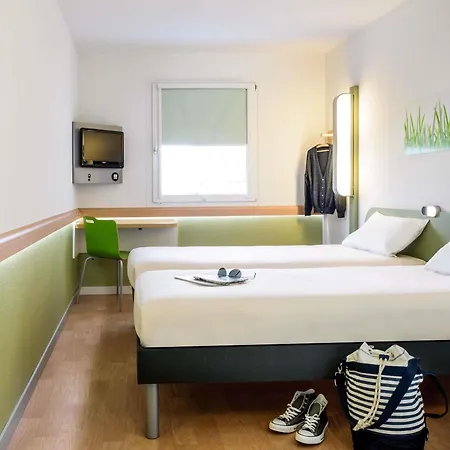 Ibis Budget Park 3*