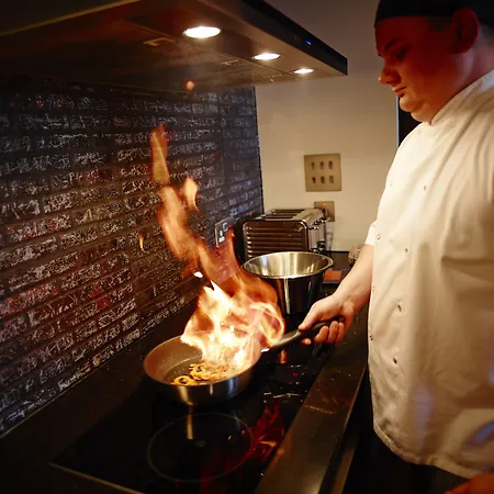 Old Town Chambers, Autograph Collection 公寓式酒店 爱丁堡