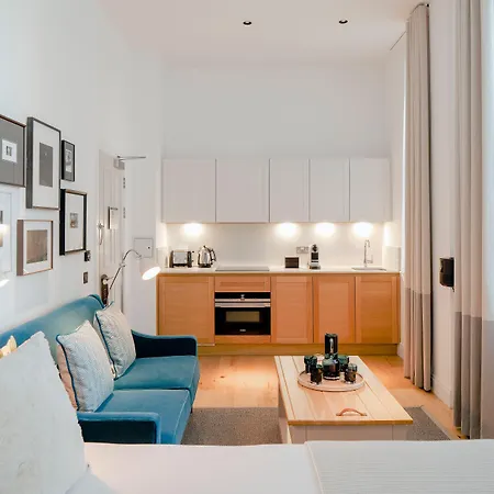 Old Town Chambers, Autograph Collection 5* Edinburgh