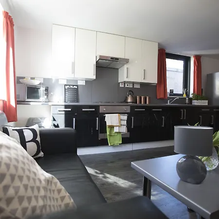 Beaverbank Place - Campus