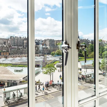 One Edinburgh-princes