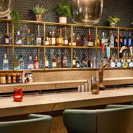 Ibis Styles St Andrew Square Hotel 3*