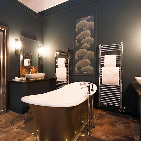 No11 Boutique & Brasserie Hotel