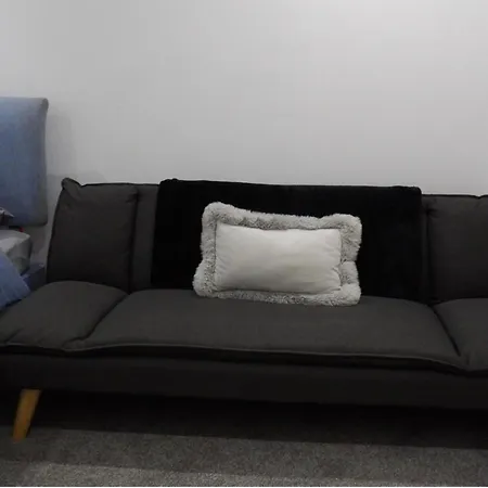 2bed Sleeps 4-near Meadows Park Parking Wifi 아파트