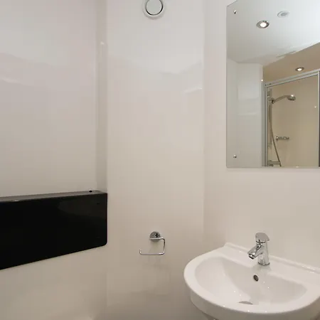 Apartamento Destiny Student - Shrubhill