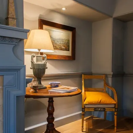 The Pavilion At Lamb's House * Edinburgh