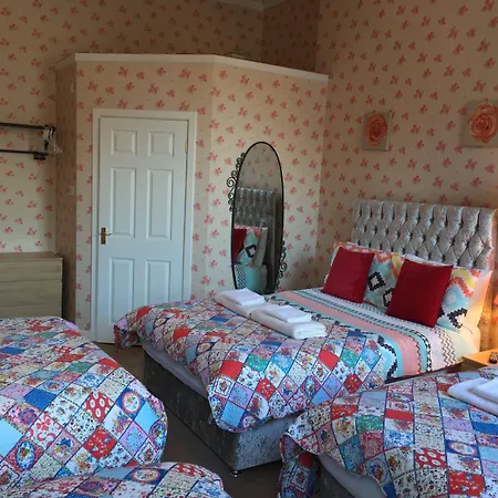 16 Pilrig Bed and Breakfast