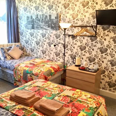 Bed and Breakfast 16 Pilrig 3*