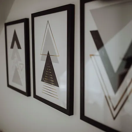 16 Pilrig 3* Edynburg