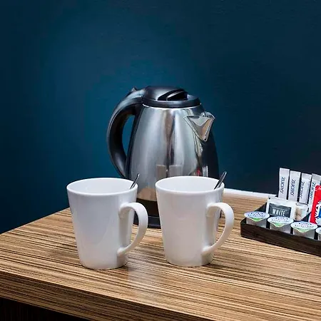 Travelodge Airport 2* エディンバラ