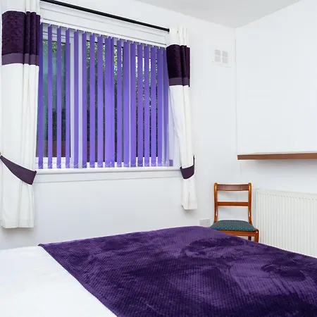 Airport Home, Free Parking, Sleeps 6, Near 公寓 爱丁堡
