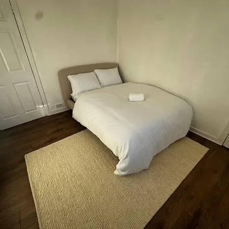 Apartamento 4br Near Airport & Centre Free Parking Edimburgo