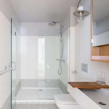 Ξενοδοχείο Eden Locke 4*