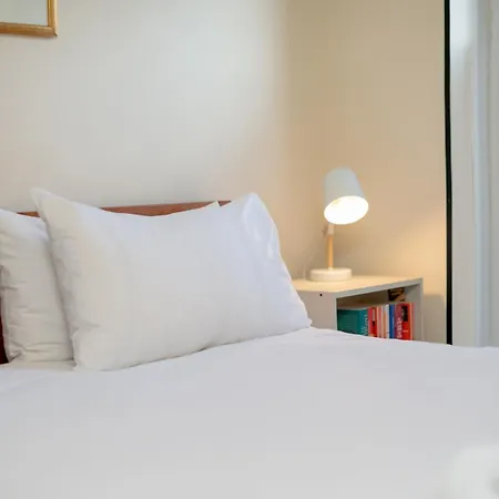 Modern 2-bdr Flat In - Pass The Keys Appartamento *