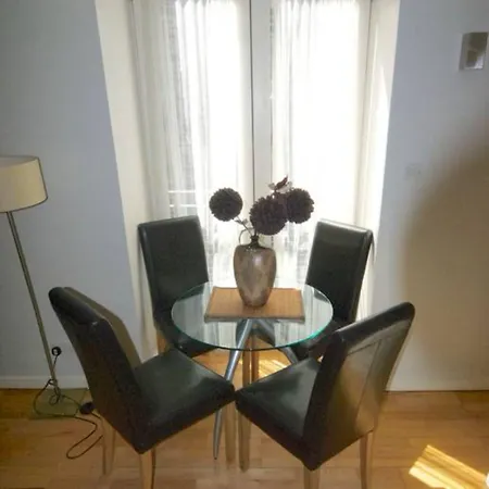 Διαμέρισμα Bright And Stylish - Old Town *