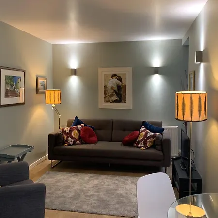 Bright And Stylish - Old Town *