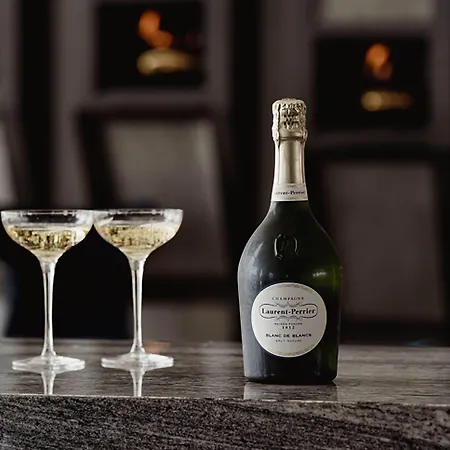 Market Street Szálloda Edinburgh