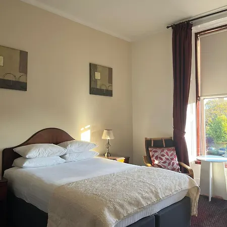 Whisky House Hotel 3*