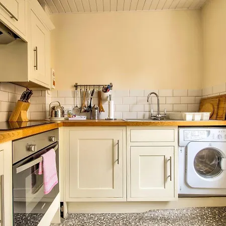 Joivy Amazing Location! Lovely Rose St In New Town Appartamento Edimburgo